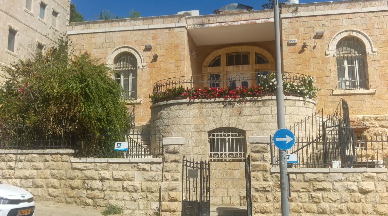סיור בטלביה: עשירים ומצורעים בשכונת יוקרה אחת בירושלים