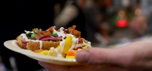 מאוכל בוכרי ועד סאלוף תימני: סיור קולינרי בשוק התקווה