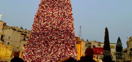 טועמים את חג המולד: סיור טעימות כריסמס  חגיגי בנצרת