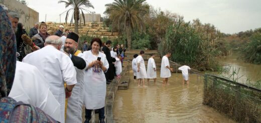 לרגל חג האפיפניה: טיול בנהר הירדן ואיזור ים המלח
