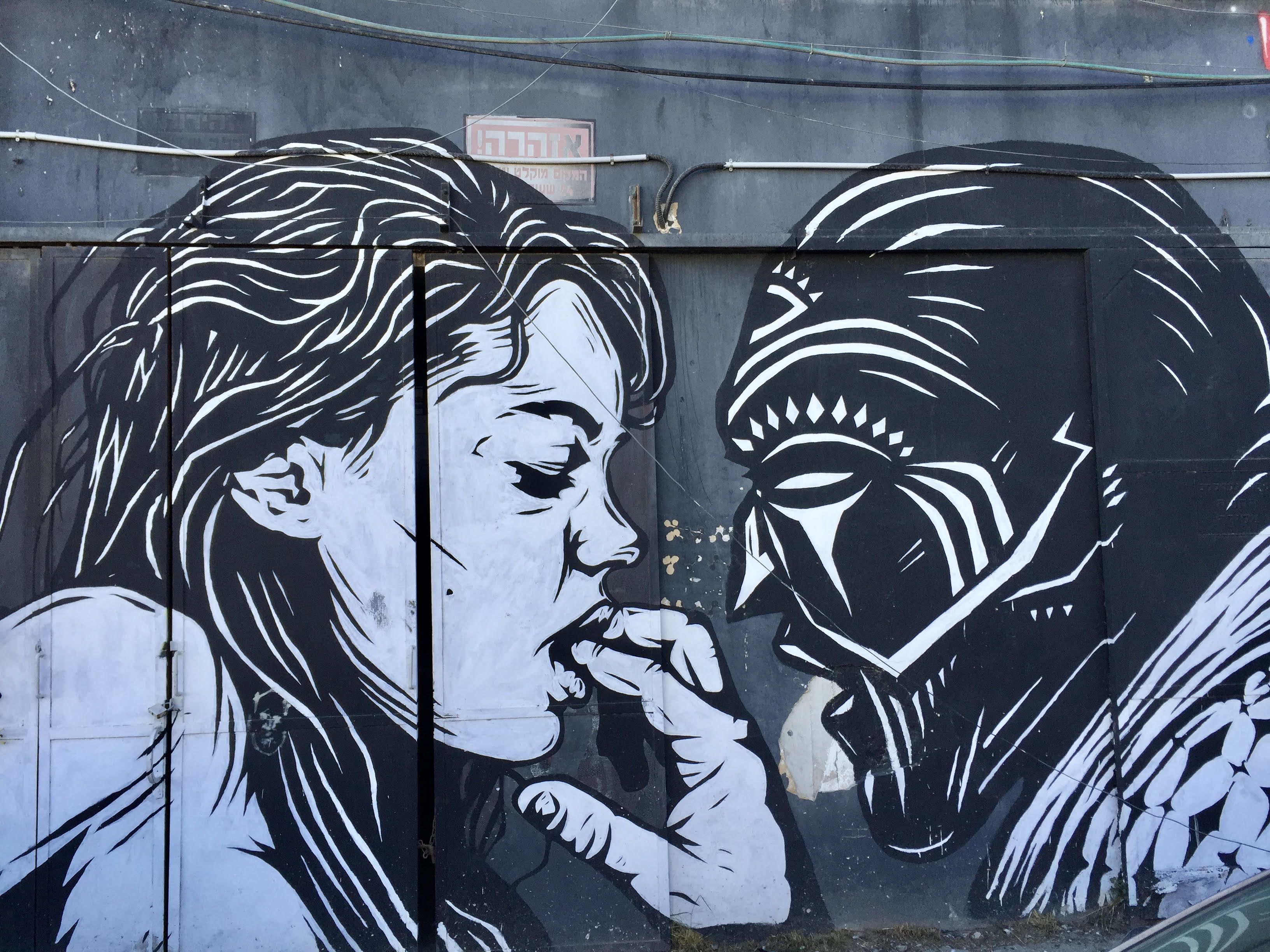 מי מכיר את האיש שבקיר? סיור אומנות רחוב בעיר התחתית