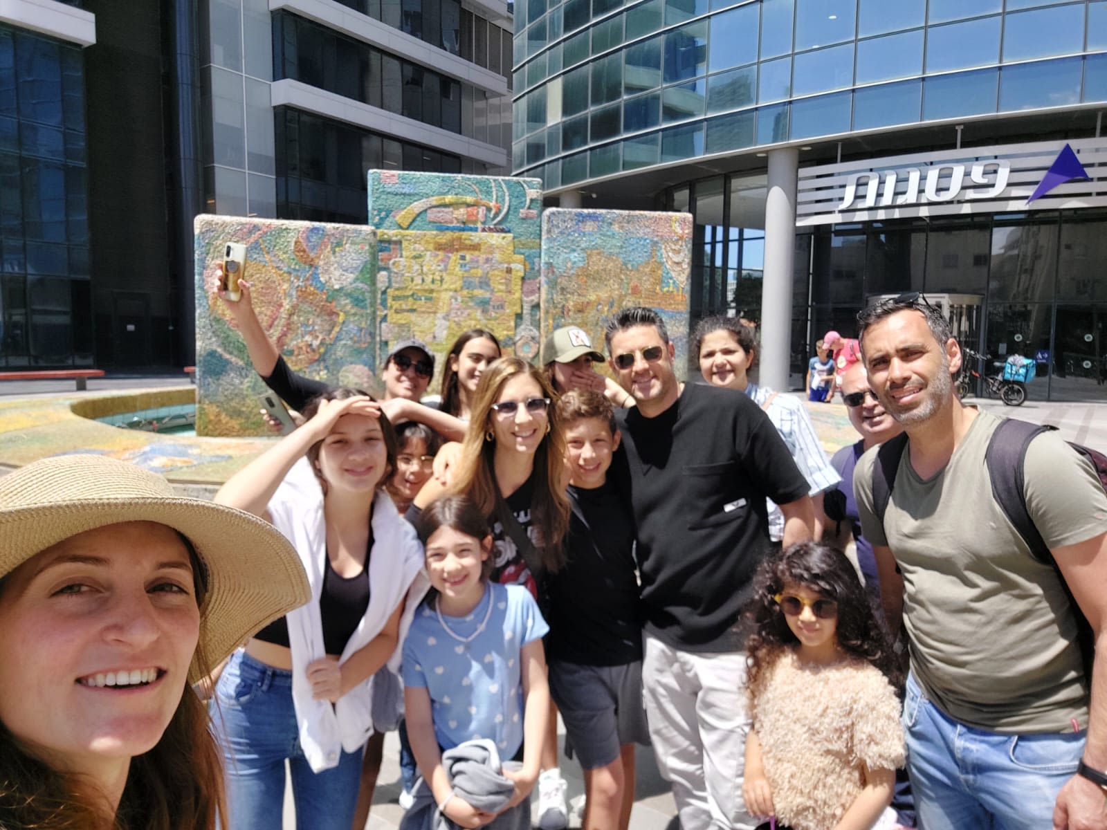 רצים למיליון בתל אביב: משחק משימות להורים וילדים