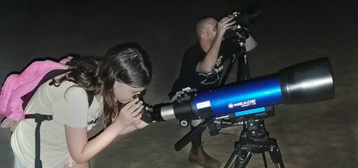 סיור ערב וצפיה בטלסקופ אל הירח בפארק הירקון