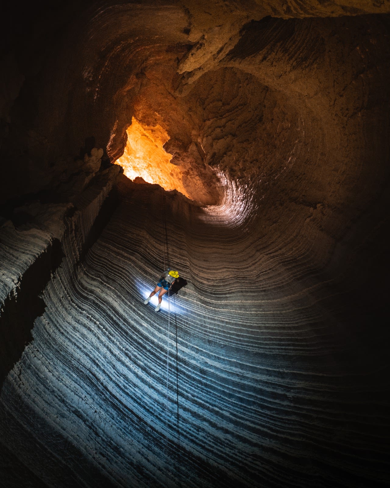 טיול סנפלינג במערת המלח בהר סדום