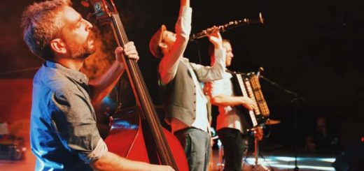 טריו הרחובות בהופעה: Israeli Balkan Klezmer Band