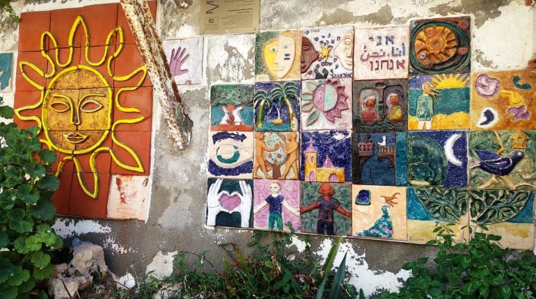 השוק התוסס בחיפה: סיור קולינרי-אמנותי בואדי ניסנאס